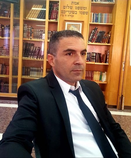 עו"ד דורון אזרזר